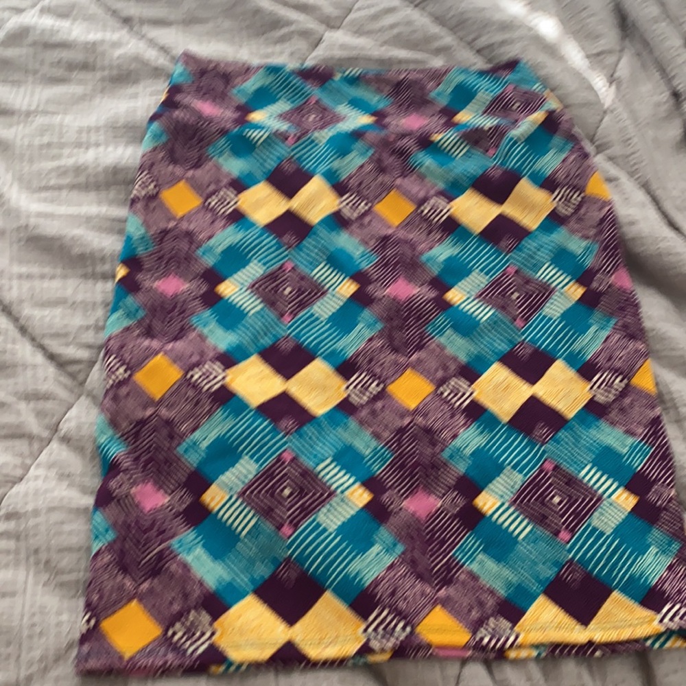 LuLaRoe Cassie pencil skirt